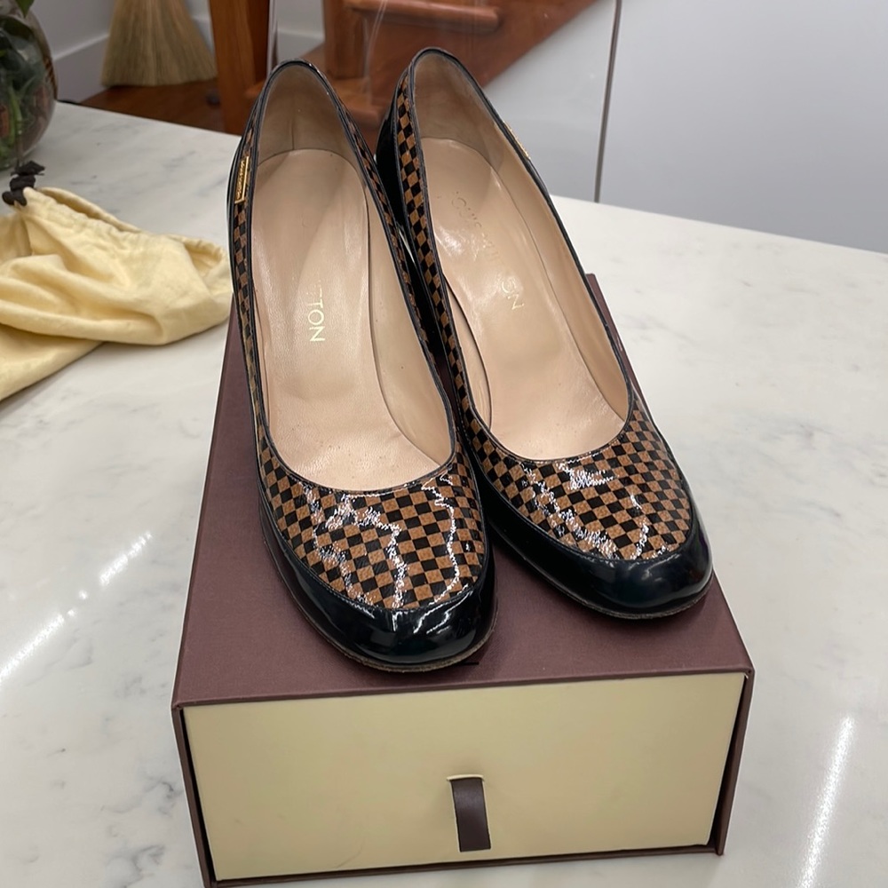 Louis Vuitton Damier Ebene Pump Patent Leather Heels, Italian, 38.5